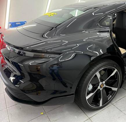 PORSCHE TAYCAN TURBO ELÉTRICO